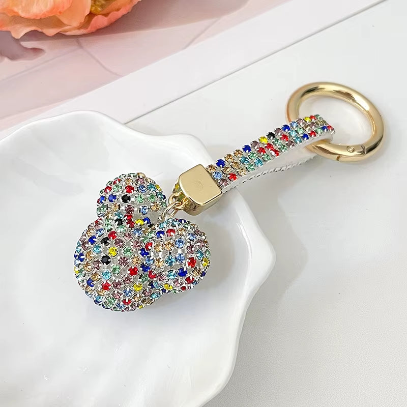 Full Crystals Anime Cartoon Keychain Wommen Bag Key Ring Hearts Bulldog Bears Souvenirs Gifts Брелоки