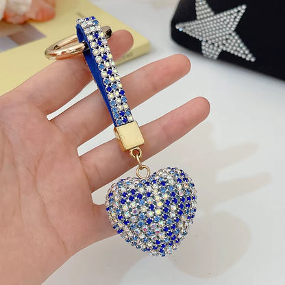 Full Crystals Anime Cartoon Keychain Wommen Bag Key Ring Hearts Bulldog Bears Souvenirs Gifts Брелоки