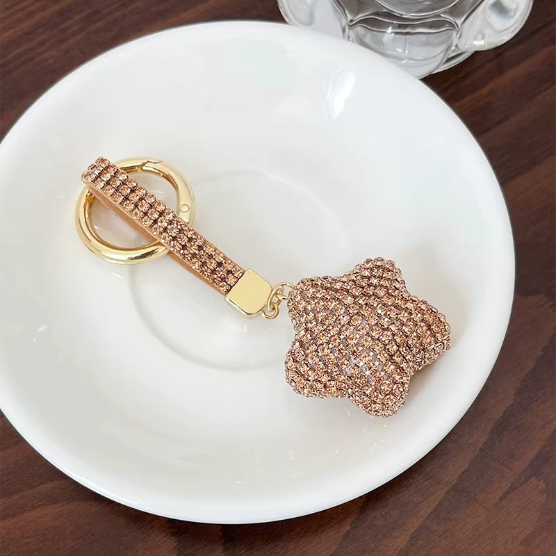Full Crystals Anime Cartoon Keychain Wommen Bag Key Ring Hearts Bulldog Bears Souvenirs Gifts Брелоки